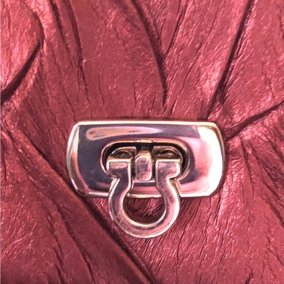 Jessica McClintock Formal Bag - Picture 2 of 7